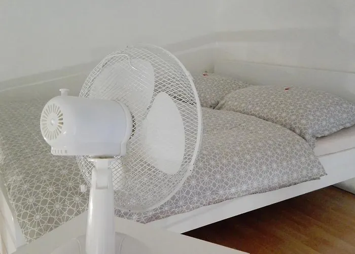 Jilska 449/14 アパート *